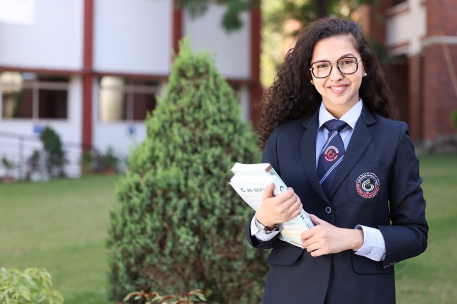 High Salary Courses after 12th Humanities